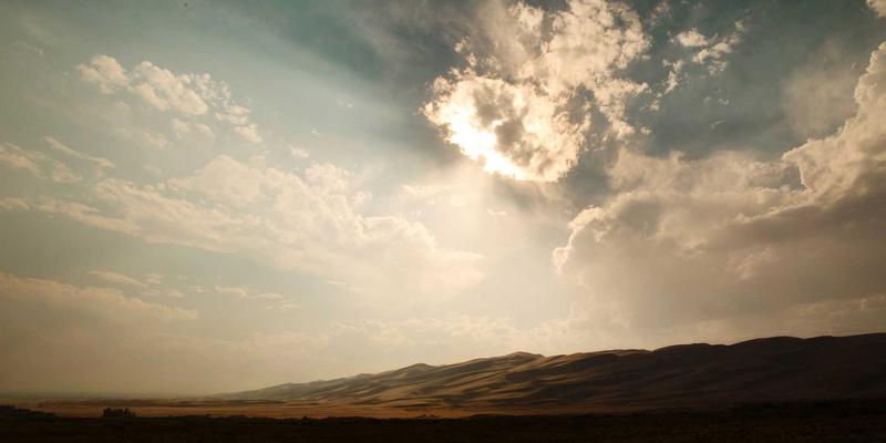 从河南到全球：西亚化工如何利用区块链重塑跨境化工品贸易的可追溯性与安全供应链